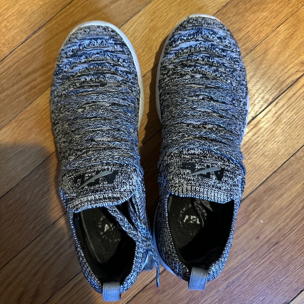 APL Sneakers